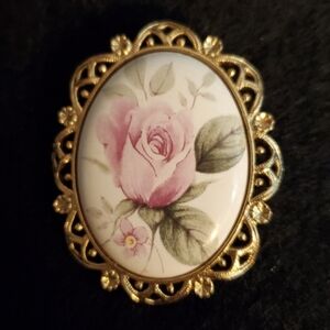 Vintage floral brooch
